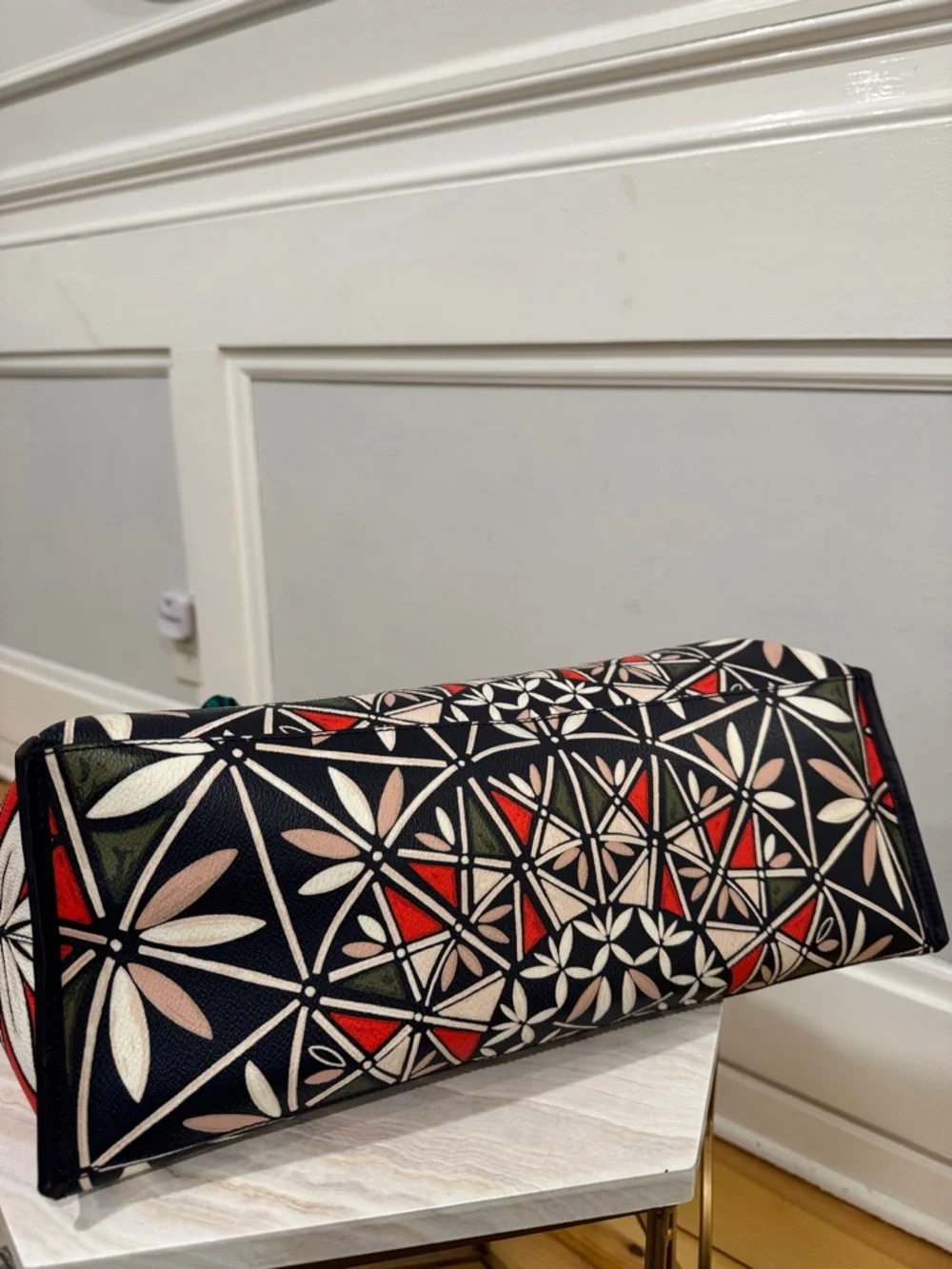Tory Burch Bag Kerrington Large Printed Floral Geometric Leather Tote - Picture 10 of 17